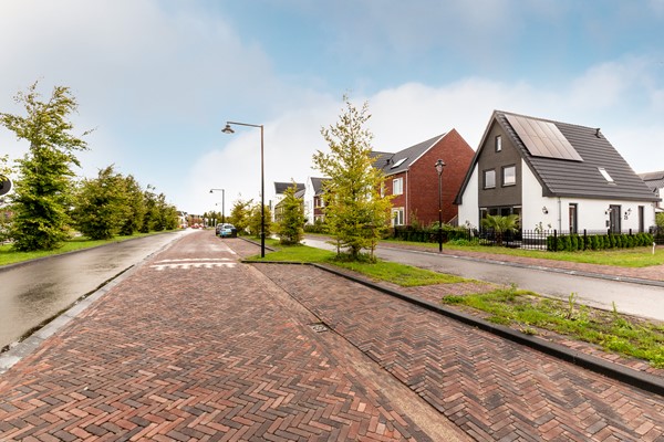 Medium property photo - Nobellaan 62, 1341 BJ Almere