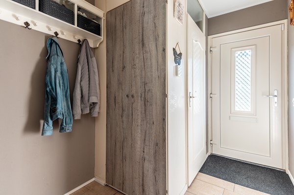 Medium property photo - Gipskruidweg 186, 1313 CX Almere