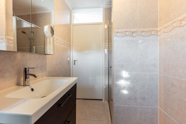 Medium property photo - Gipskruidweg 186, 1313 CX Almere