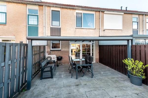 Medium property photo - Gipskruidweg 186, 1313 CX Almere