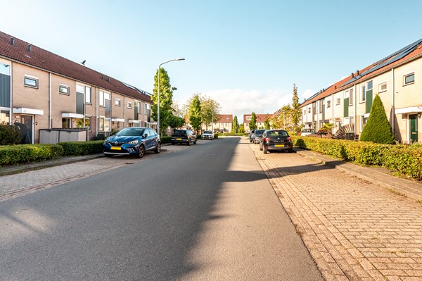 Medium property photo - Gipskruidweg 186, 1313 CX Almere