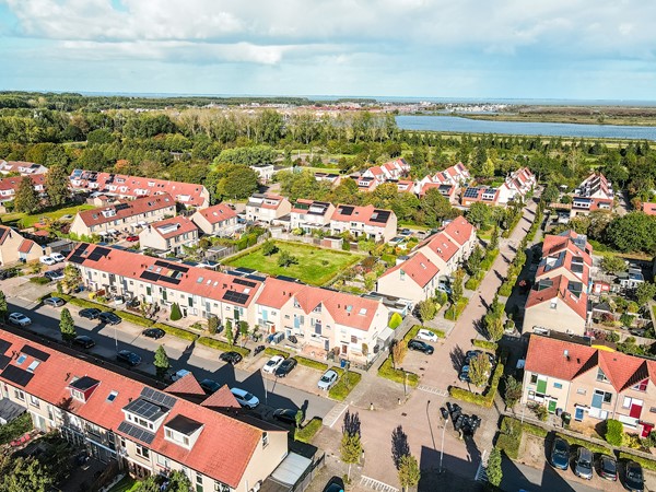 Medium property photo - Gipskruidweg 186, 1313 CX Almere