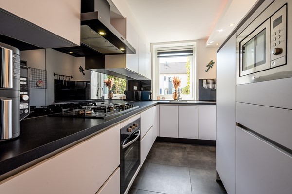 Medium property photo - Jan Rijksenstraat 52, 1335 NT Almere