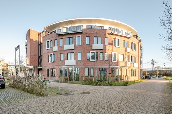 Medium property photo - Louis Armstrongweg 60D, 1311 RK Almere