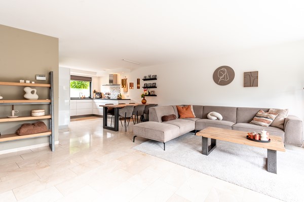 Medium property photo - Valetaweg 94, 1326 MD Almere