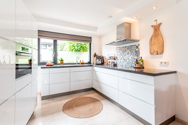 Medium property photo - Valetaweg 94, 1326 MD Almere