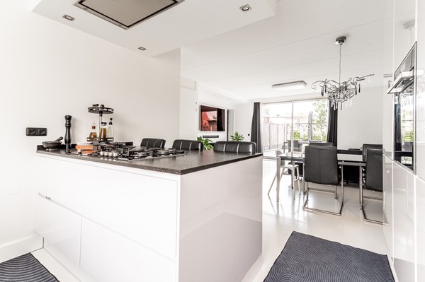 Medium property photo - Marie Curiestraat 32, 1341 BM Almere