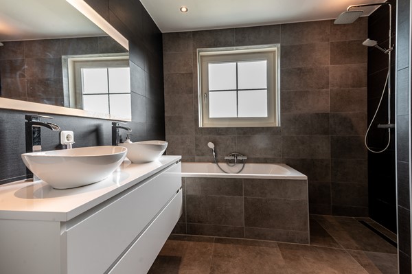 Medium property photo - Marie Curiestraat 32, 1341 BM Almere