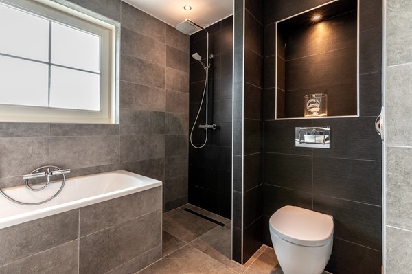 Medium property photo - Marie Curiestraat 32, 1341 BM Almere