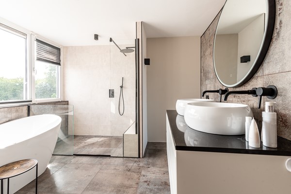 Medium property photo - Marie Curiestraat 32, 1341 BM Almere