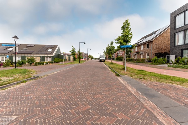 Medium property photo - Marie Curiestraat 32, 1341 BM Almere