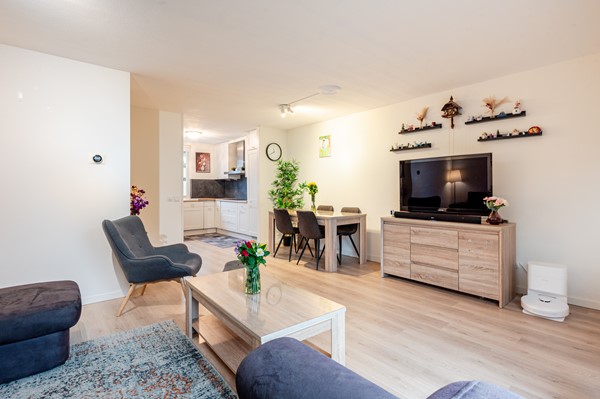 Medium property photo - L.C. van der Vlugtstraat 60, 1333 MP Almere