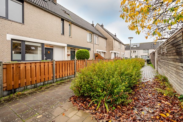 Medium property photo - L.C. van der Vlugtstraat 60, 1333 MP Almere