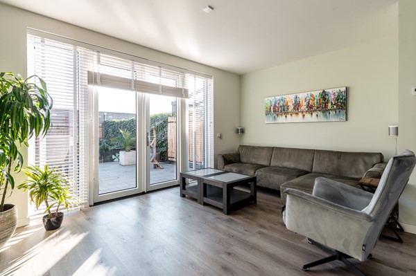 Medium property photo - Anna Maria Van Schurmanlaan 84, 1349 BC Almere