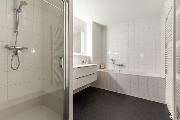 Medium property photo - Koetsierbaan 229, 1315 SP Almere