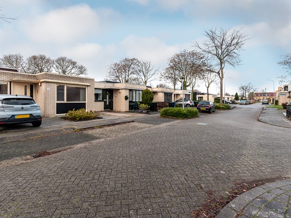 Medium property photo - Csardasstraat 34, 1326 SB Almere