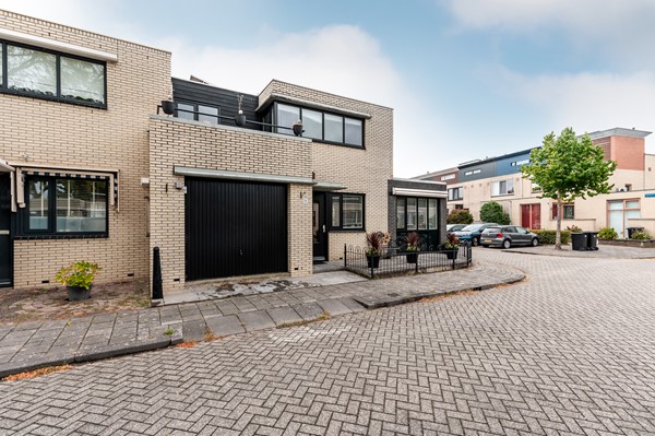 Medium property photo - Csardasstraat 11, 1326 RV Almere