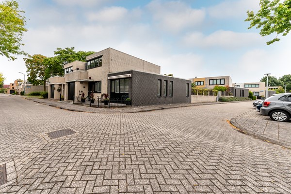 Medium property photo - Csardasstraat 11, 1326 RV Almere