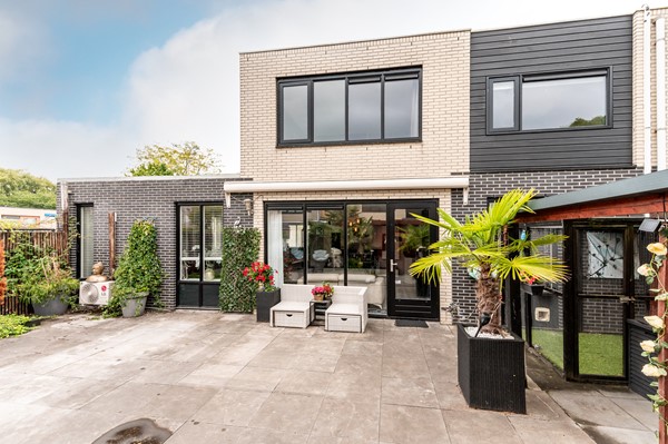Medium property photo - Csardasstraat 11, 1326 RV Almere