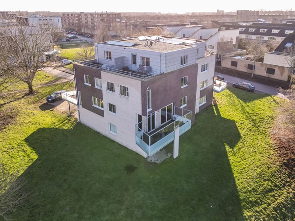 Te koop: Poëziestraat 376, 1321DP Almere