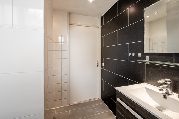 Medium property photo - Jan van Goyenstraat 58, 1318 RE Almere