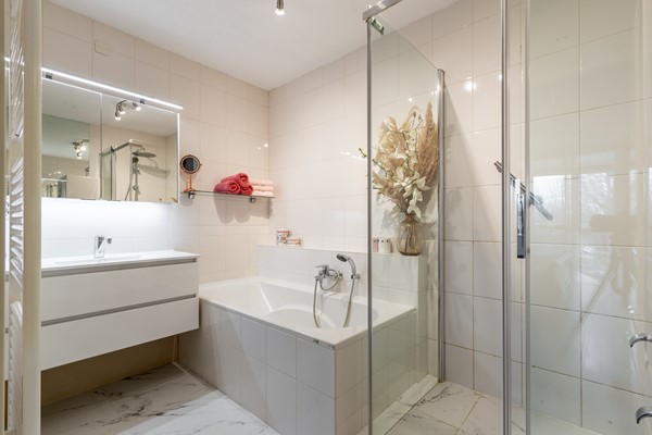 Medium property photo - Boomgaardweg 37, 1326 CT Almere