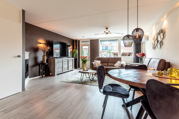 Medium property photo - Zaagvisplantsoen 52, 1317 HR Almere