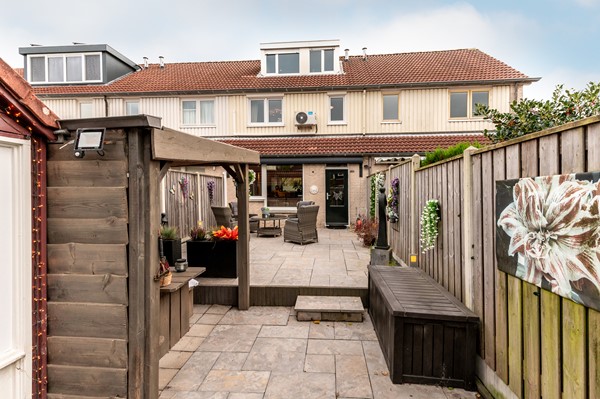 Medium property photo - Zaagvisplantsoen 52, 1317 HR Almere