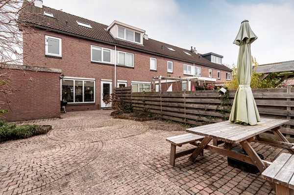 Medium property photo - Korianderweg 22, 1314 JJ Almere