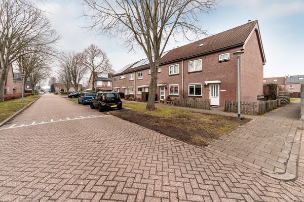Medium property photo - Korianderweg 22, 1314 JJ Almere