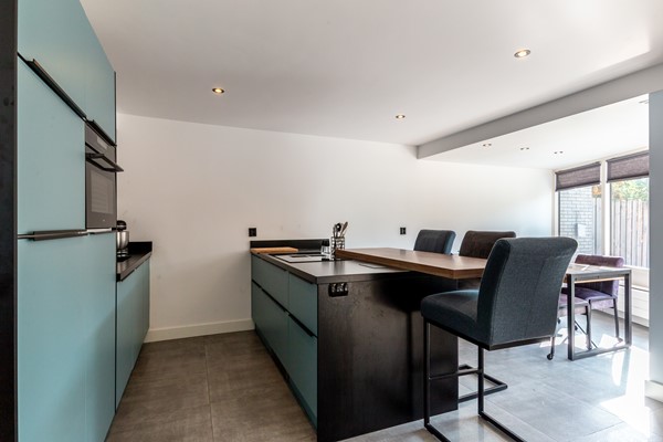 Medium property photo - Esdoornplantsoen 32, 1326 BX Almere