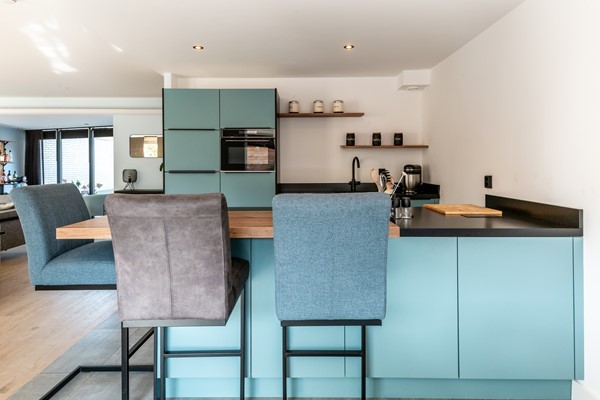 Medium property photo - Esdoornplantsoen 32, 1326 BX Almere