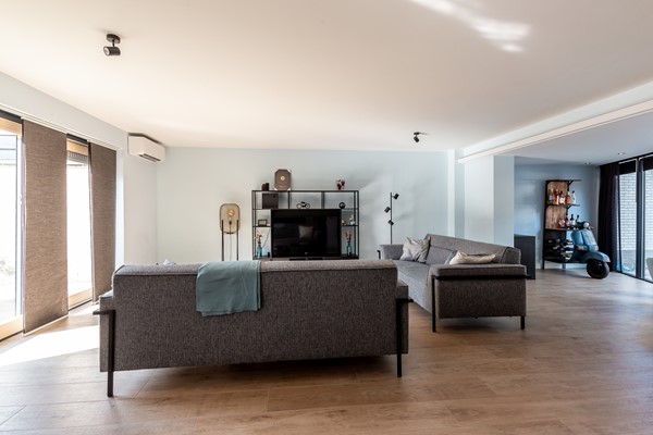 Medium property photo - Esdoornplantsoen 32, 1326 BX Almere