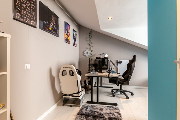 Medium property photo - Esdoornplantsoen 32, 1326 BX Almere