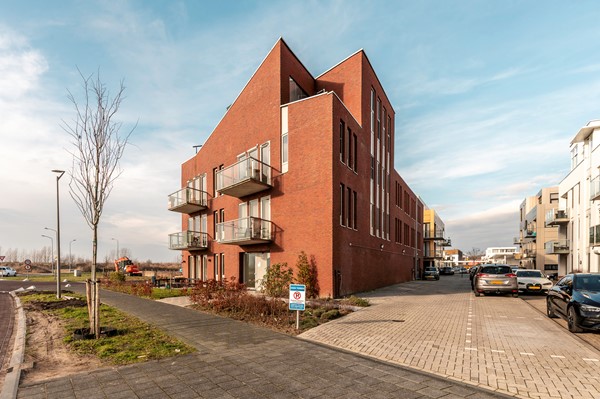 Medium property photo - Amerigo Vespucciweg 32, 1363 KJ Almere