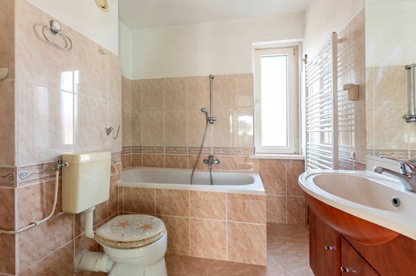 Medium property photo - Sleutelbloemstraat 4, 1338 TG Almere