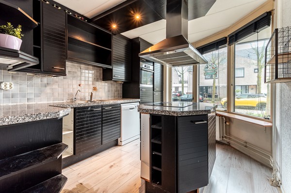 Medium property photo - Esdoornplantsoen 116, 1326 CA Almere