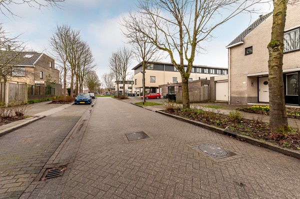 Medium property photo - Esdoornplantsoen 116, 1326 CA Almere