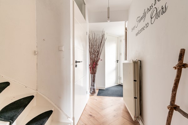 Onder bod: Kruidnagelstraat 1, 1313ET Almere