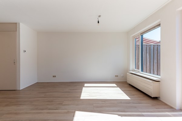 Medium property photo - Adriaan Van Ostadestraat 42, 1318 LM Almere