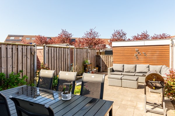 Medium property photo - Buntgrasstraat 8, 1313 CJ Almere