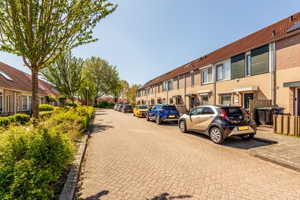 Medium property photo - Buntgrasstraat 8, 1313 CJ Almere