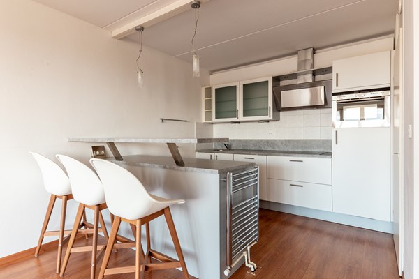 Medium property photo - Vollenhoveschans 76, 1324 HV Almere