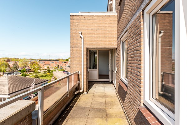 Medium property photo - Vollenhoveschans 76, 1324 HV Almere
