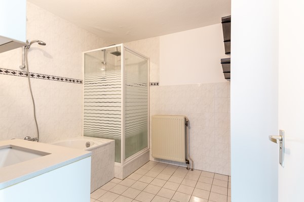 Medium property photo - Vollenhoveschans 76, 1324 HV Almere