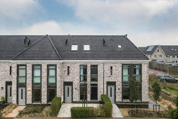 Onder bod: Het Penseel 30, 8253ZE Dronten