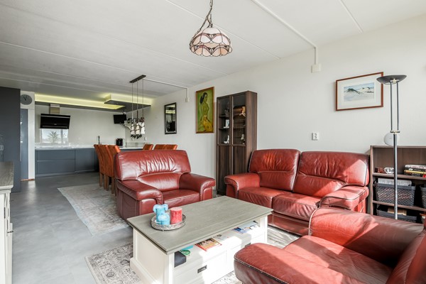 Medium property photo - Urkwal 36, 1324 HN Almere