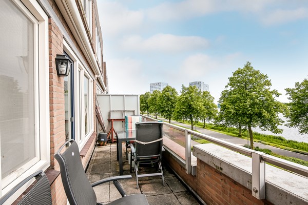 Medium property photo - Urkwal 36, 1324 HN Almere
