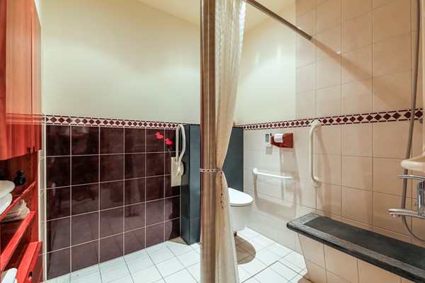 Medium property photo - Linnaeusparkweg 134H, 1098 EL Amsterdam