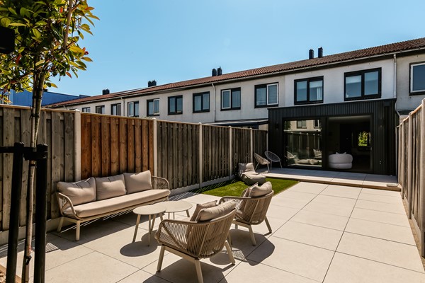 Onder bod: Siennastraat, 1339CW Almere